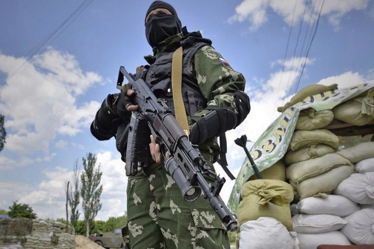 Терористи відбирають гуманітарну допомогу у мешканців Донбасу