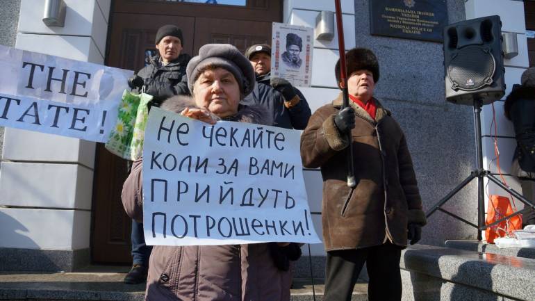 Вінничани вийшли на мітинг проти свавілля поліції та жорстокого побиття людей під Верховною Радою (ВІДЕО)