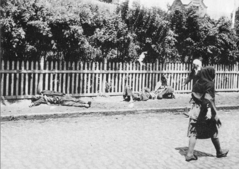Соціологи повідомили, скільки українців вважають Голодомор геноцидом