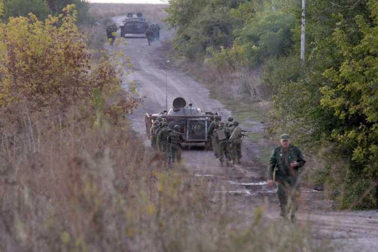 Загострення на фронті: бойовики б'ють із забороненого калібру, є поранені 