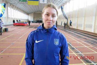 Провідна вінницька легкоатлетка Олена Яновська заробляє на життя виключно спортом