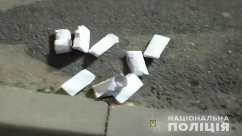 Поліцейські затримали вінничанина з чималим  "запасом" канабісу