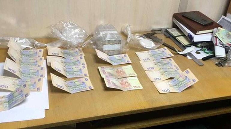 СБУ затримала директора комунального підприємства за хабар у Львові (ВІДЕО)