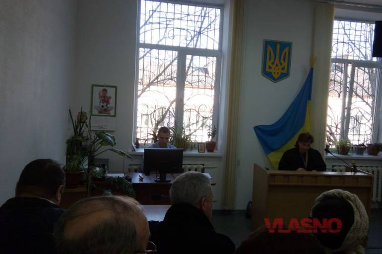 Віктор Маліновський проти Житлово-експлуатаційного об'єднання: суд перший