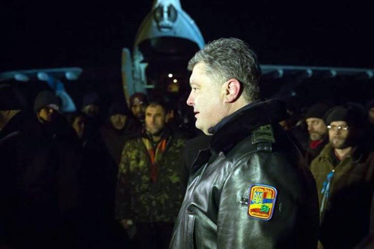 146 українських заручників повернулись з полону сепаратистів