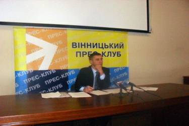  Замкова проти Максимчука: взаємні звинувачення у брехні привели до зали суду     