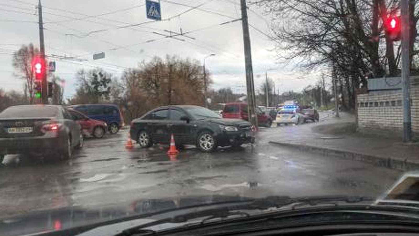 У Вінниці через аварію на Чорновола утворився великий затор  (ФОТО)