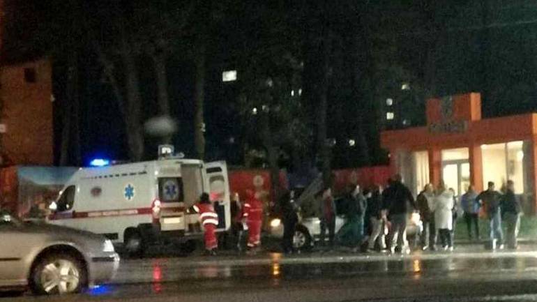 Збиту жінку на Барському шосе миттєво забрала &laquo;швидка&raquo;