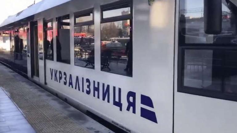 &laquo;Укрзалізниця&raquo; відправила 30% працівників у відпустку без збереження заробітної плати