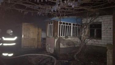У вогні мало не загинуло двоє мешканців Ладижина