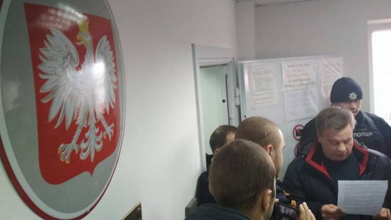 У Вінниці активісти нагадали полякам слова Пілсудського
