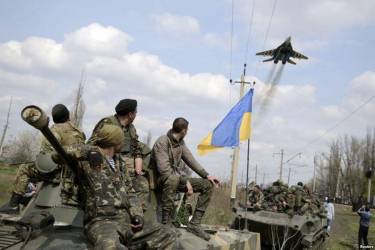 Президент України: &ldquo;Я введу воєнний стан, щойно ми вийдемо з мирного процесу&rdquo;