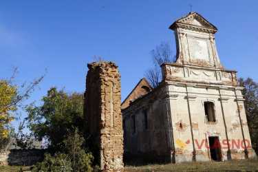 костел у селі Межирів фото
