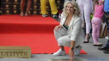 На столичній &ldquo;алеї слави&rdquo; запалилася &ldquo;зірка&rdquo; вінницької олімпійської чемпіонки