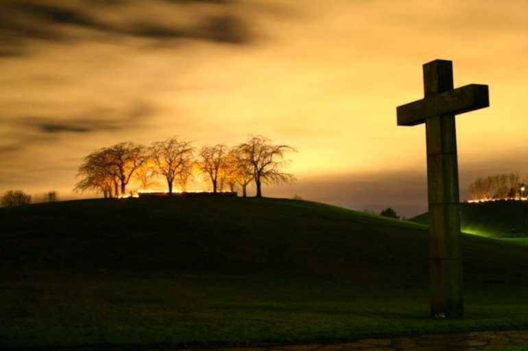 земля під кладовище фото