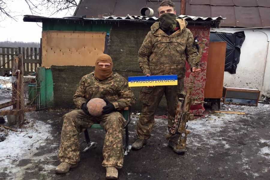 Двоє вінницьких ультрас воюють у батальйоні морської піхоти 