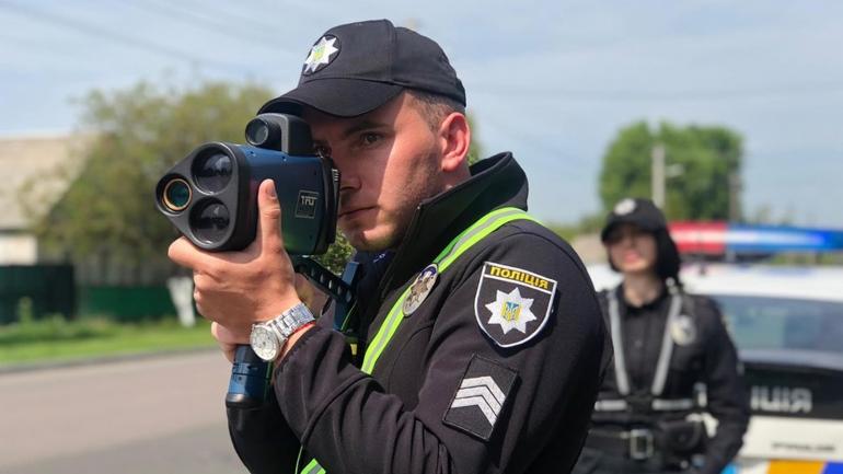 В Україні на дорогах збільшили кількість патрульних