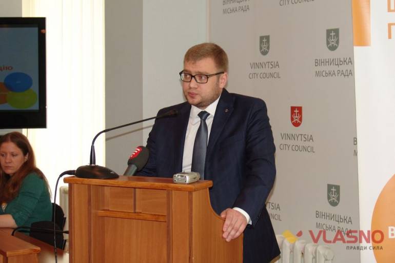 &ldquo;Ми виграли революцію на Майдані, але програємо її у кабінетах чиновників&rdquo;
